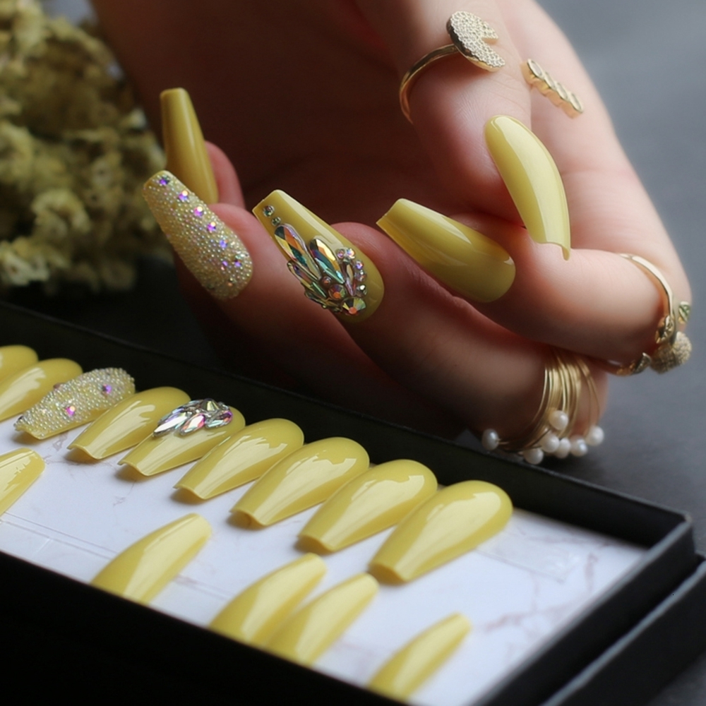 Nail Practice Display Lemon yellow ballet false nails Cute summer fake nails coffin AB rainbow Small diamond press on nails Adhesive tabs sticker 221206
Nail Practice Display Lemon yellow ballet false nails Cute summer fake nails coffin AB rainbow Small diamond press on nails Adhesive tabs sticker 221206