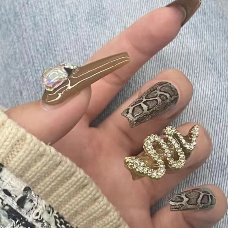 Nail Practice Display Snake Pattern Rhinestones Fake Nails Press On with Glue Medium Length Wearable French Y2k Reusable False Nails with Designs 221206
Nail Practice Display Snake Pattern Rhinestones Fake Nails Press On with Glue Medium Length Wearable French Y2k Reusable False Nails with Designs 221206