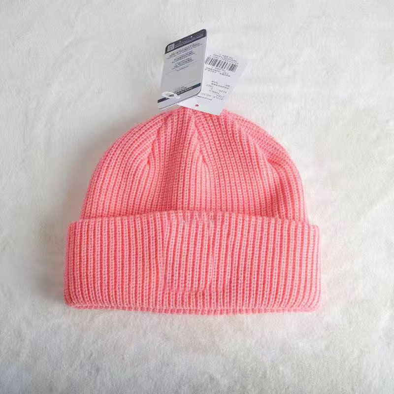 2023 Designer Hat Winter Fashion Warm Wool Cap Men Women Ball Hats Letter Striped Solid Wools Flanging Women's Knitted Antifreeze Cotton Beanie Caps, Color 10
2023 Designer Hat Winter Fashion Warm Wool Cap Men Women Ball Hats Letter Striped Solid Wools Flanging Women's Knitted Antifreeze Cotton Beanie Caps, Color 10