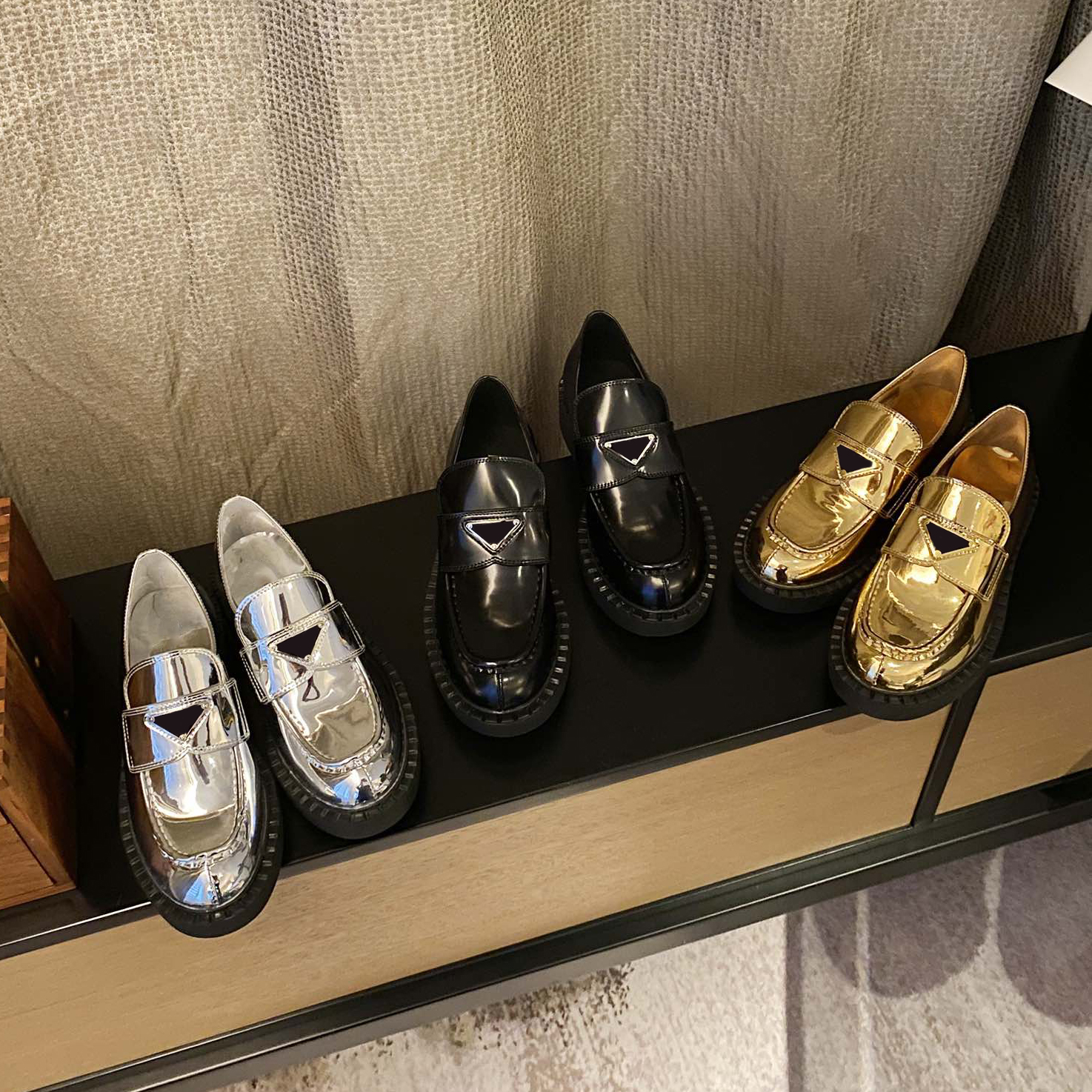 Metal leather casual shoe designer luxury retro shoes women loafer shoes Chocolate brushed, Color 2
Metal leather casual shoe designer luxury retro shoes women loafer shoes Chocolate brushed, Color 2