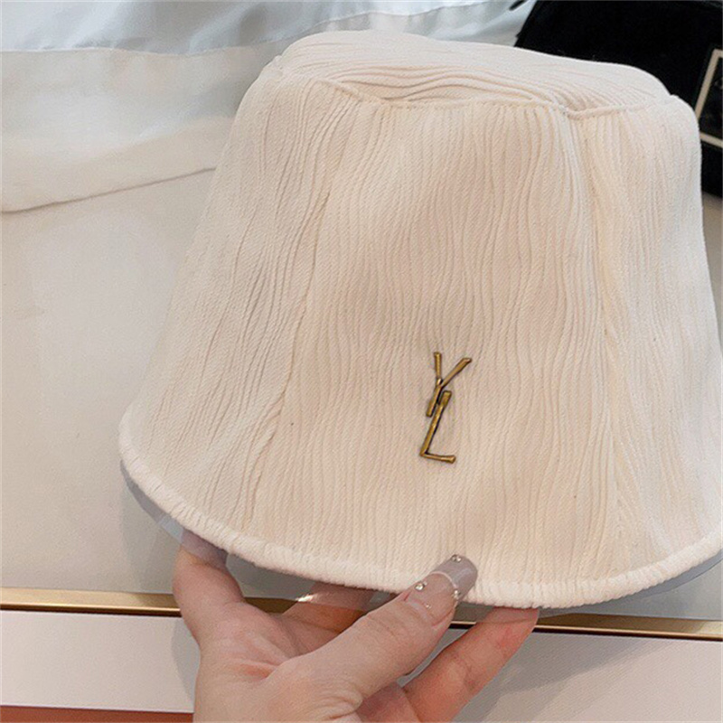 Classic Designers Bucket Hat For Men Women Foldable Fitted Caps With Letter Fisherman Beach Sun Protection Wide Brim Hats Folding Ladies Cap, Beige
Classic Designers Bucket Hat For Men Women Foldable Fitted Caps With Letter Fisherman Beach Sun Protection Wide Brim Hats Folding Ladies Cap, Beige