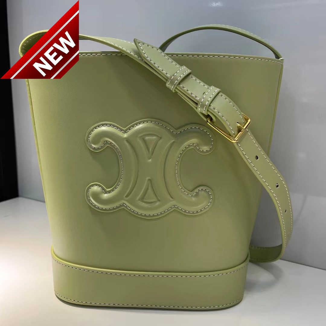 Women's Designer Bags 2023 New Women's Triumphal Arch Large Leather Capacity Single Shoulder Diagonal Bucket Bag Factory Direct Sales, Purple8
Women's Designer Bags 2023 New Women's Triumphal Arch Large Leather Capacity Single Shoulder Diagonal Bucket Bag Factory Direct Sales, Purple8
