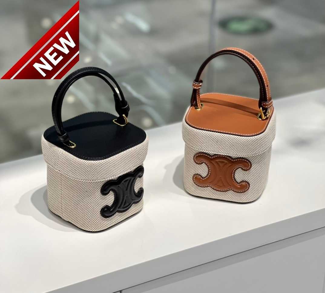 Women's Designer Bags 2023 Four Seasons New Fashion Three-dimensional Square Triumphal Arch Box Bag Canvas Bucket Bag Female Factory Direct Sales, Black cloth
Women's Designer Bags 2023 Four Seasons New Fashion Three-dimensional Square Triumphal Arch Box Bag Canvas Bucket Bag Female Factory Direct Sales, Black cloth