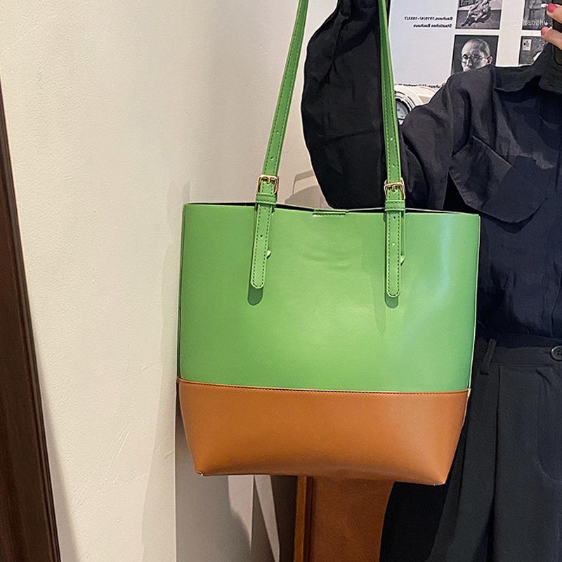 Evening Bags Fashion Panelled Women Shoulder Designer Patchwork Handbags Luxury Pu Leather Large Tote Bag Big Bucket Shopper Purses 2022, Green
Evening Bags Fashion Panelled Women Shoulder Designer Patchwork Handbags Luxury Pu Leather Large Tote Bag Big Bucket Shopper Purses 2022, Green