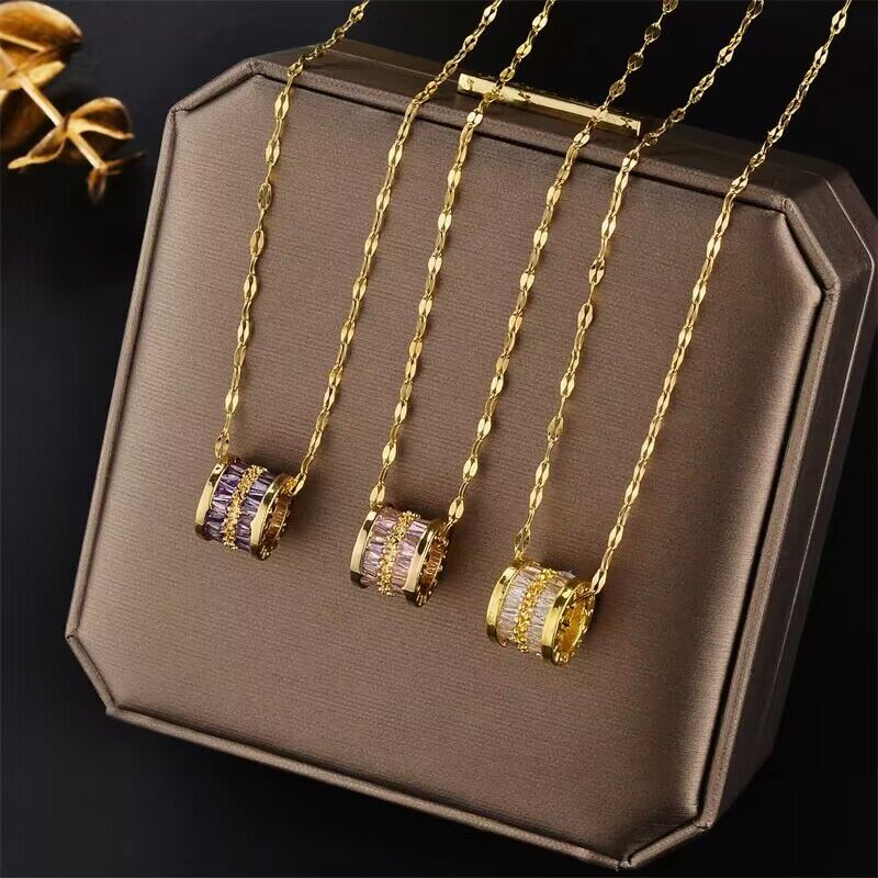 Designer jewelry Luxury Necklace Diamonds Necklace Women Titanium Steel Gold-Plated Never Fade Not Allergic
Designer jewelry Luxury Necklace Diamonds Necklace Women Titanium Steel Gold-Plated Never Fade Not Allergic