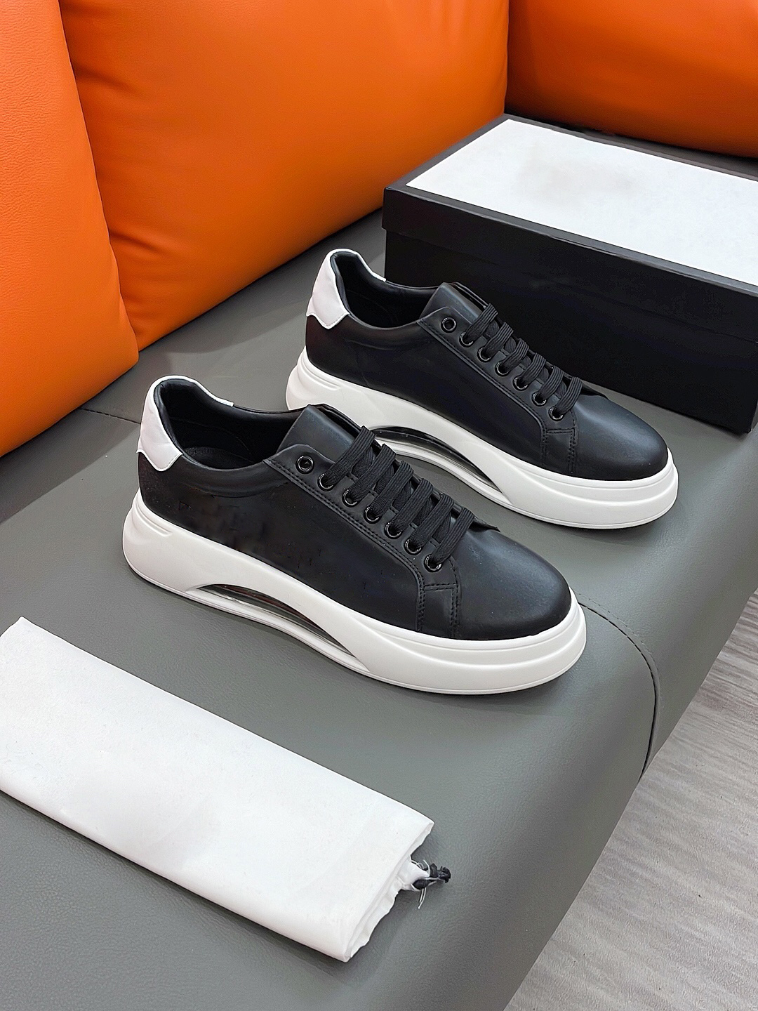 Designer 5A quality Men clogs And Women's Shoes Hogans Olympia-Z Fashion Lace Up Uede Leather neon usa be true Black Leather Luxury Velvet Suede
Designer 5A quality Men clogs And Women's Shoes Hogans Olympia-Z Fashion Lace Up Uede Leather neon usa be true Black Leather Luxury Velvet Suede