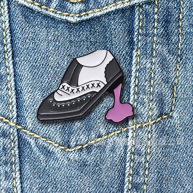 STRANGER THINGS Enamel Pins TV Series Eleven Brooch Friends don't lie Badge Denim Shirt Lapel Pin Gothic Jewelry Gift for Fans please shoes, Color #1
STRANGER THINGS Enamel Pins TV Series Eleven Brooch Friends don't lie Badge Denim Shirt Lapel Pin Gothic Jewelry Gift for Fans please shoes, Color #1