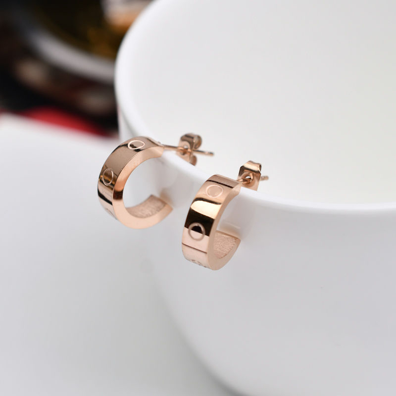 Retro stud earings mens luxury jewelry designer earing cjewelers love round classic anniversary ohrringe moissanite ladies geometric diamond earrings for woman
Retro stud earings mens luxury jewelry designer earing cjewelers love round classic anniversary ohrringe moissanite ladies geometric diamond earrings for woman