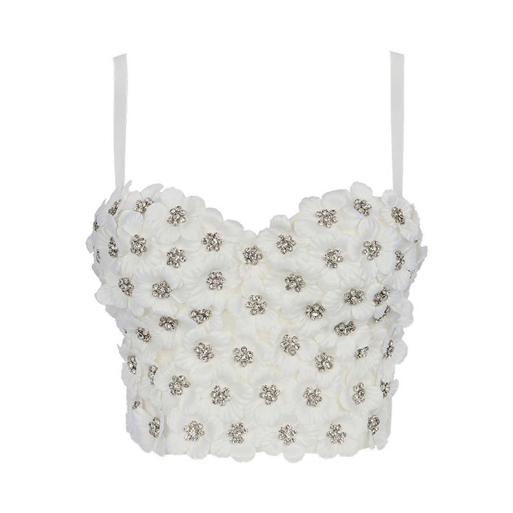 Age reduction small fresh flower sling exposed umbilical cord breast pad inside vest women wear holiday pearl blouse women, Transparent on white background
Age reduction small fresh flower sling exposed umbilical cord breast pad inside vest women wear holiday pearl blouse women, Transparent on white background