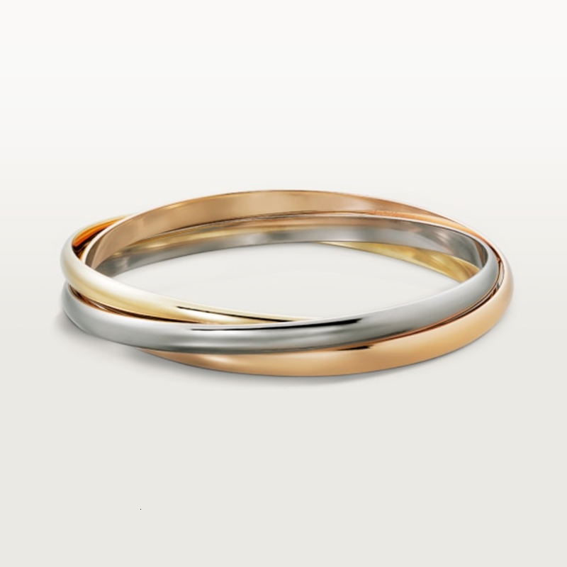 Charm Bracelets European and American classic threecolor gold threering bracelet 925 silver goldplated couple fashion brand jewelry gift 221206
Charm Bracelets European and American classic threecolor gold threering bracelet 925 silver goldplated couple fashion brand jewelry gift 221206