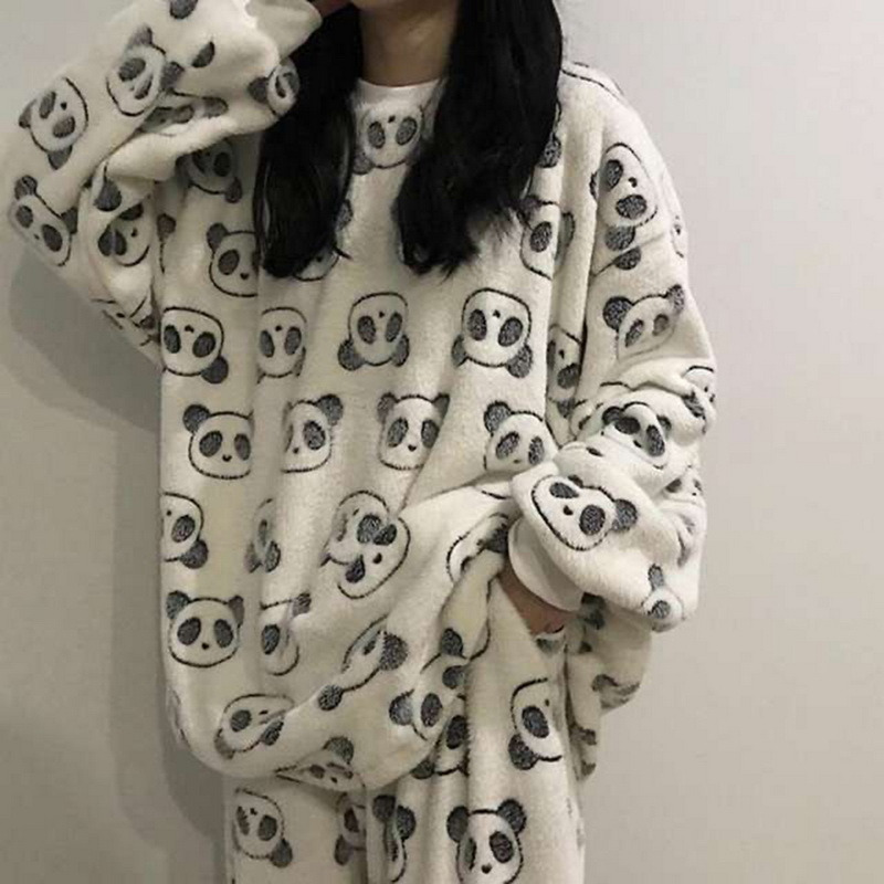 Womens Sleepwear Flannel Women Pajamas Sets Autumn Winter Warm Thick Coral Velvet Long Sleeve Cartoon Home Pijamas Set Girl 221206, Zebra strip--thin
Womens Sleepwear Flannel Women Pajamas Sets Autumn Winter Warm Thick Coral Velvet Long Sleeve Cartoon Home Pijamas Set Girl 221206, Zebra strip--thin