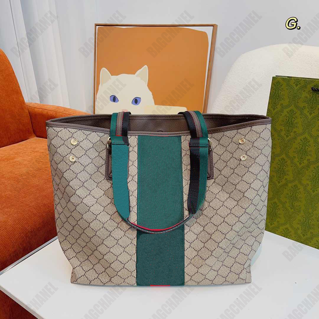 Designer shopping bag Luxury womens shoulder bags 5A top class double letter pattern handbag Fashion travel totes Large capacity, Chooes color
Designer shopping bag Luxury womens shoulder bags 5A top class double letter pattern handbag Fashion travel totes Large capacity, Chooes color