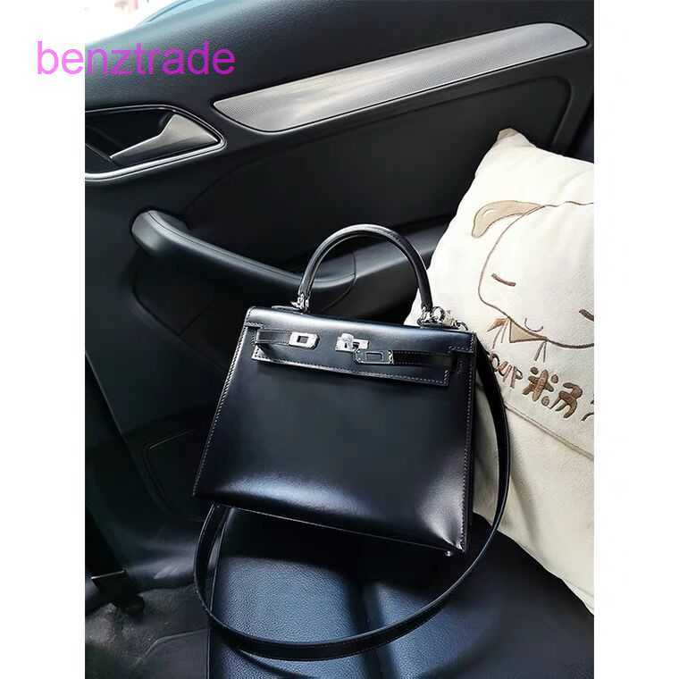 Herme Kely bags for women online shop superior quality New in spring and summer of 2022 Box leather plain women's casual versatile 2CKB, Black box leather
Herme Kely bags for women online shop superior quality New in spring and summer of 2022 Box leather plain women's casual versatile 2CKB, Black box leather