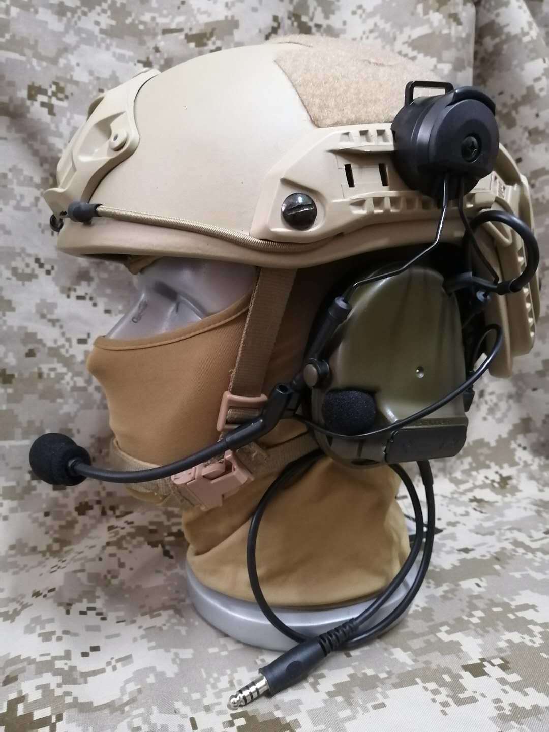 Other Sporting Goods Outdoor Tactical ComtacIII C3 Tactical Pickup Noise Reduction Headset Helmet Mounted Version 221207
Other Sporting Goods Outdoor Tactical ComtacIII C3 Tactical Pickup Noise Reduction Headset Helmet Mounted Version 221207