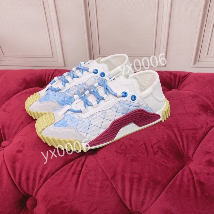 2022 luxury designer Boots Retro casual sport shoe women Trainer Sports shoes combination bottom heighten platform sneakers size35-41, 12
2022 luxury designer Boots Retro casual sport shoe women Trainer Sports shoes combination bottom heighten platform sneakers size35-41, 12