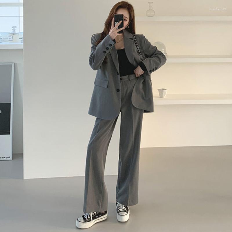 Women' Two Piece Pants M GIRLS Elegant Ladies Blazer Set Single-breasted Suit Jacket & High Waist Loose Casual Women Pant Suits Autumn, A-gray
Women' Two Piece Pants M GIRLS Elegant Ladies Blazer Set Single-breasted Suit Jacket & High Waist Loose Casual Women Pant Suits Autumn, A-gray
