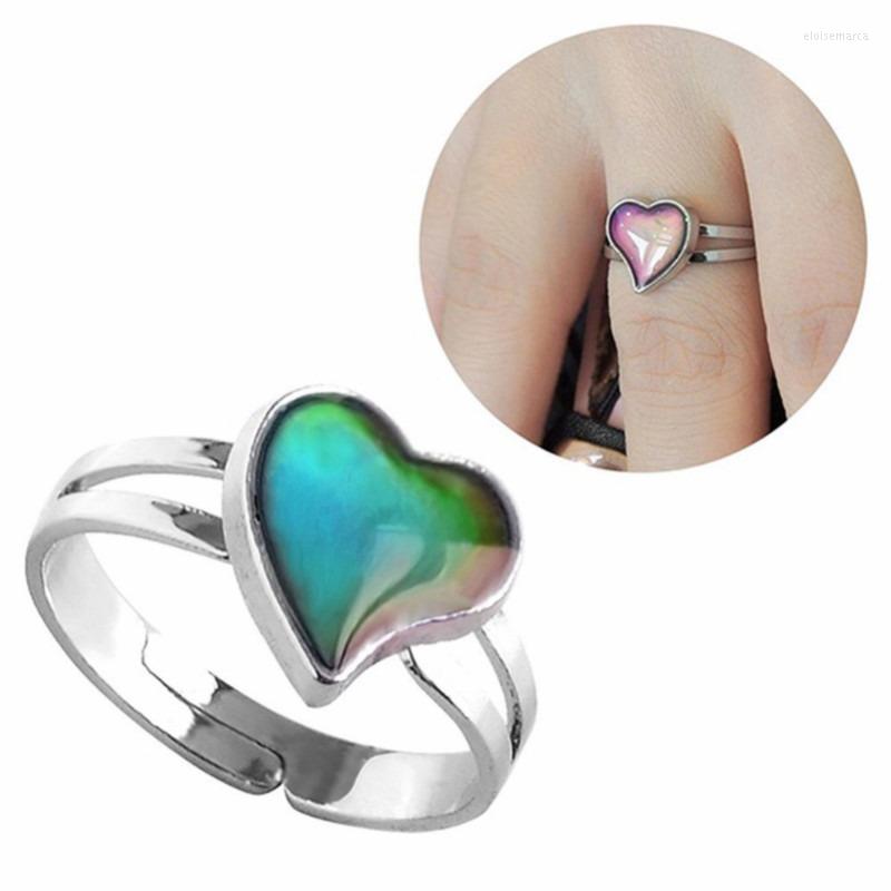 Wedding Rings Retro Color Change Mood Tracker Heart Ring Emotional Experience Changeable Temperature Control Luminous Lovers
Wedding Rings Retro Color Change Mood Tracker Heart Ring Emotional Experience Changeable Temperature Control Luminous Lovers