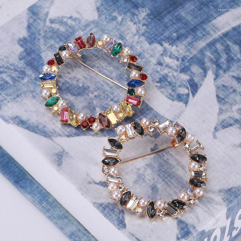 Brooches Creative Luxury Exquisite Inlaid Colorful Zircon Rhinestone Garland Brooch For Women's Trend Clothing Accessories Pin
Brooches Creative Luxury Exquisite Inlaid Colorful Zircon Rhinestone Garland Brooch For Women's Trend Clothing Accessories Pin