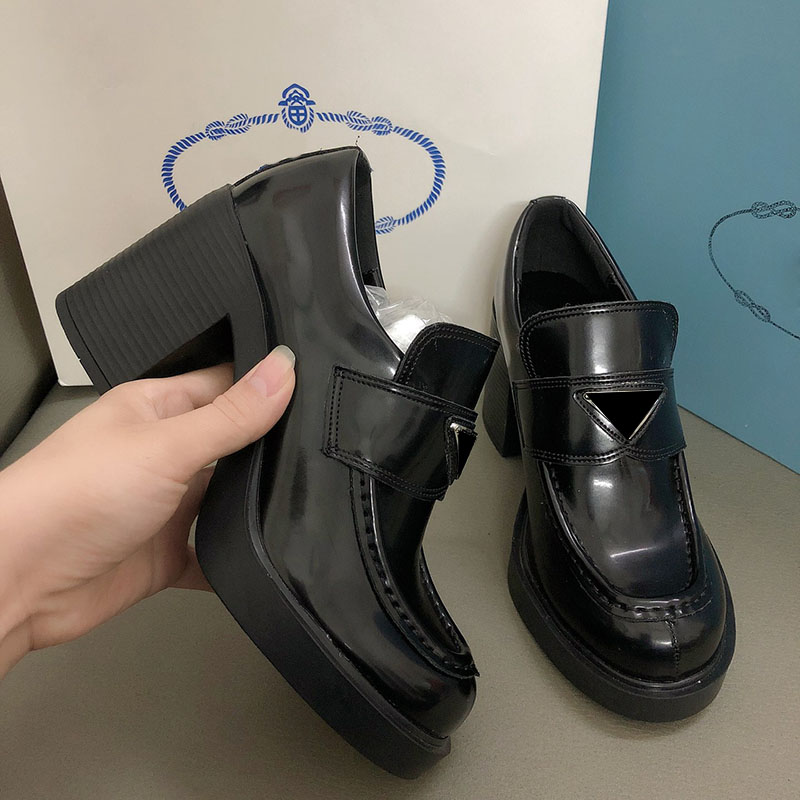 Womens Retro Dress Shoes Chunky Heels Loafers Round Toes Slip-on Sandals For Party Wedding Shoe Designer Quilted Texture Casual Shoe Ballet Flat Pumps Slippers, Black
Womens Retro Dress Shoes Chunky Heels Loafers Round Toes Slip-on Sandals For Party Wedding Shoe Designer Quilted Texture Casual Shoe Ballet Flat Pumps Slippers, Black