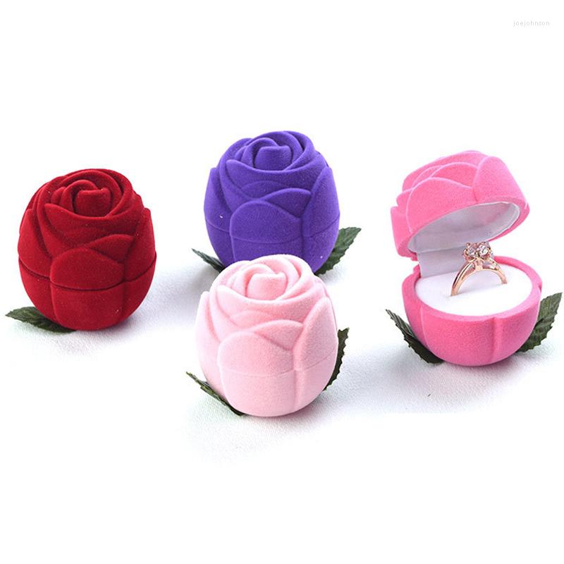 Jewelry Pouches 10PCS/lot Lovely Rose Shape Velvet Box Wedding Engagement Ring For Earrings Display Gift Holder
Jewelry Pouches 10PCS/lot Lovely Rose Shape Velvet Box Wedding Engagement Ring For Earrings Display Gift Holder