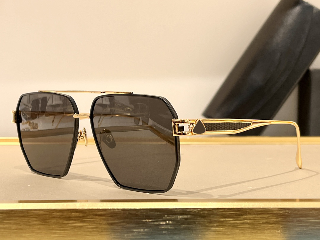 Sunglasses For Men Women Summer THE BONE Square Style Anti-Ultraviolet Retro Plate Full Frame Glasses Random Box
Sunglasses For Men Women Summer THE BONE Square Style Anti-Ultraviolet Retro Plate Full Frame Glasses Random Box