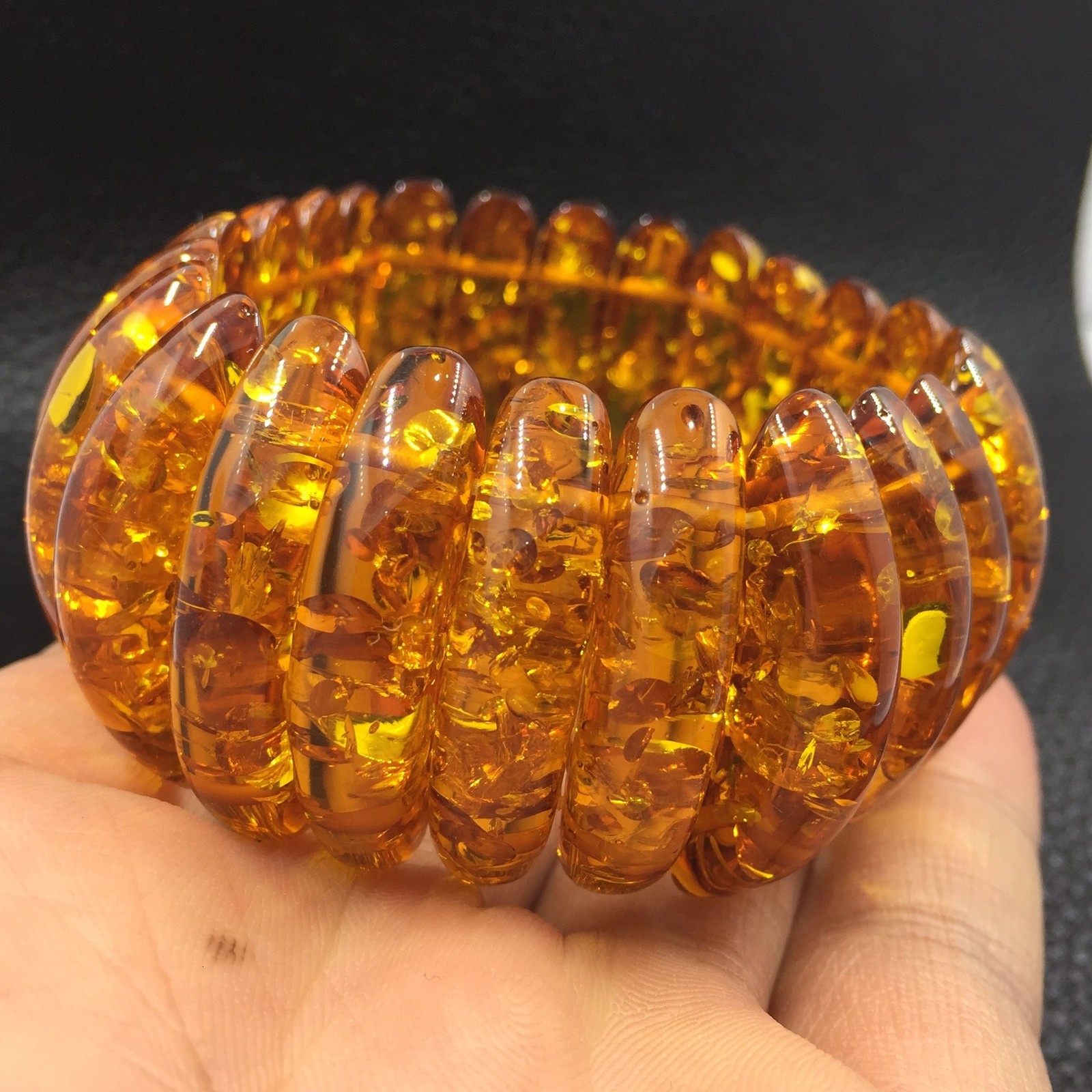 Chain Natural Golden Flower Amber Bracelet Women Healing Jewelry Crescent Beeswax Beads Elastic Beaded Bracelets Girlfriend Mom Gifts 221206
Chain Natural Golden Flower Amber Bracelet Women Healing Jewelry Crescent Beeswax Beads Elastic Beaded Bracelets Girlfriend Mom Gifts 221206