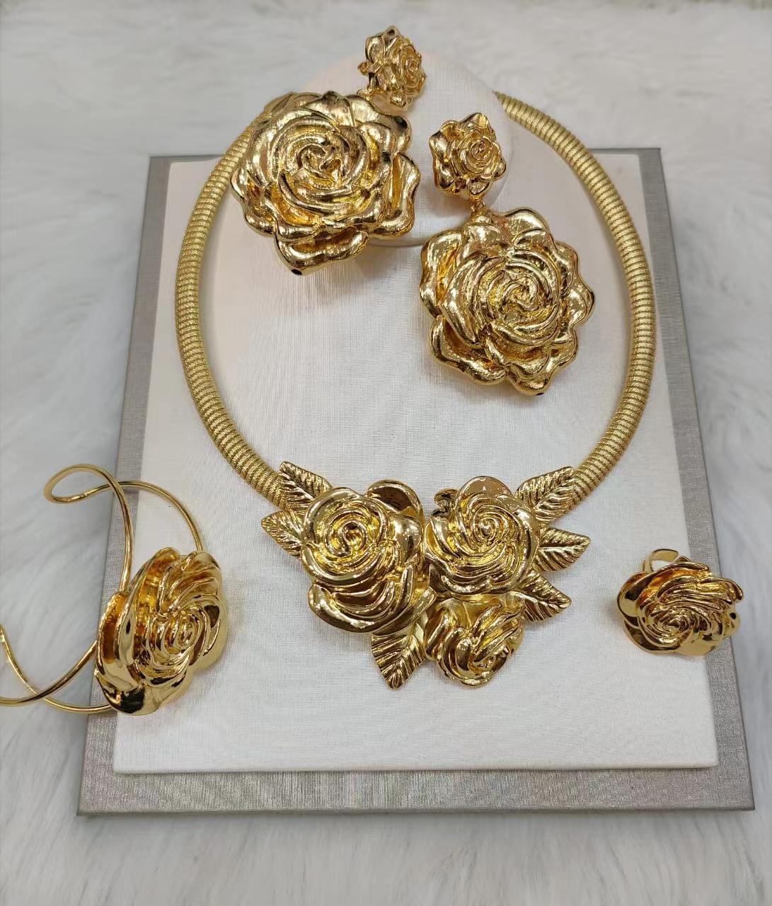 Wedding Jewelry Sets 4 pcs Women Dubai Large Flowers Pendant 18k Gold Plated Necklace Earring Bracelet Ring Set 221207
Wedding Jewelry Sets 4 pcs Women Dubai Large Flowers Pendant 18k Gold Plated Necklace Earring Bracelet Ring Set 221207