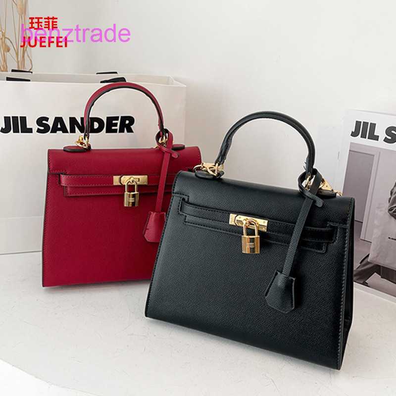 Herme Kely bags for women online shop New female portable autumn and winter temperament simple palm pattern single shoulder diagon LMEL, Wine
Herme Kely bags for women online shop New female portable autumn and winter temperament simple palm pattern single shoulder diagon LMEL, Wine