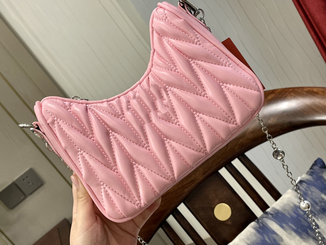 new designer bags women's soft sheep leather messenger bag pleated sheepskin texture shoulder bag handbag fashion all-match, #5
new designer bags women's soft sheep leather messenger bag pleated sheepskin texture shoulder bag handbag fashion all-match, #5