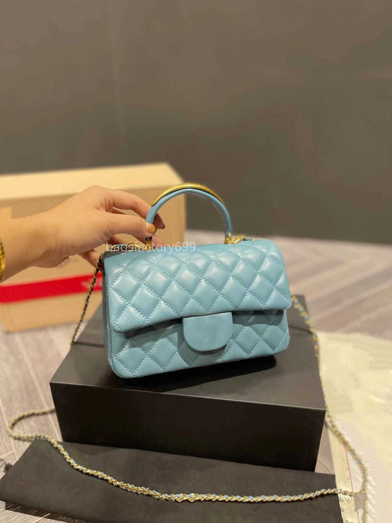 CC Bag Wallets 22B Womens Classic C Mini Flap Quilted Bags Lambskin Top Handle Tote Suitcase Gold Metal Hardware Matelasse Chain Crossbody S, Box
CC Bag Wallets 22B Womens Classic C Mini Flap Quilted Bags Lambskin Top Handle Tote Suitcase Gold Metal Hardware Matelasse Chain Crossbody S, Box
