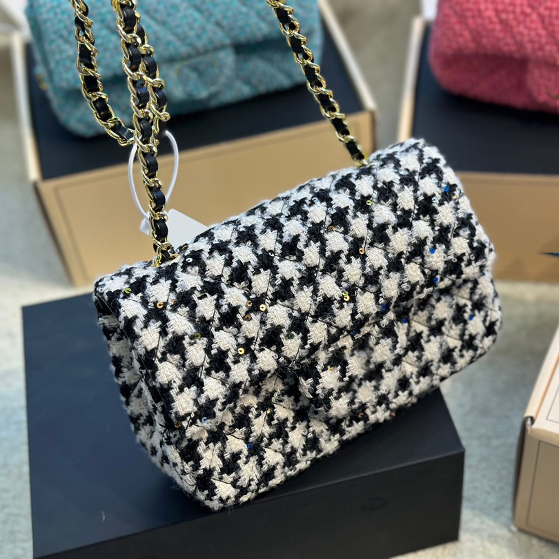 Womens Classic Mini Rectangular Flap Houndstooth Bags Tweed Antique Gold Metal Hardware Matelasse Chain Crossbody Shoulder Designer Handbags Purse 20CM, Box
Womens Classic Mini Rectangular Flap Houndstooth Bags Tweed Antique Gold Metal Hardware Matelasse Chain Crossbody Shoulder Designer Handbags Purse 20CM, Box