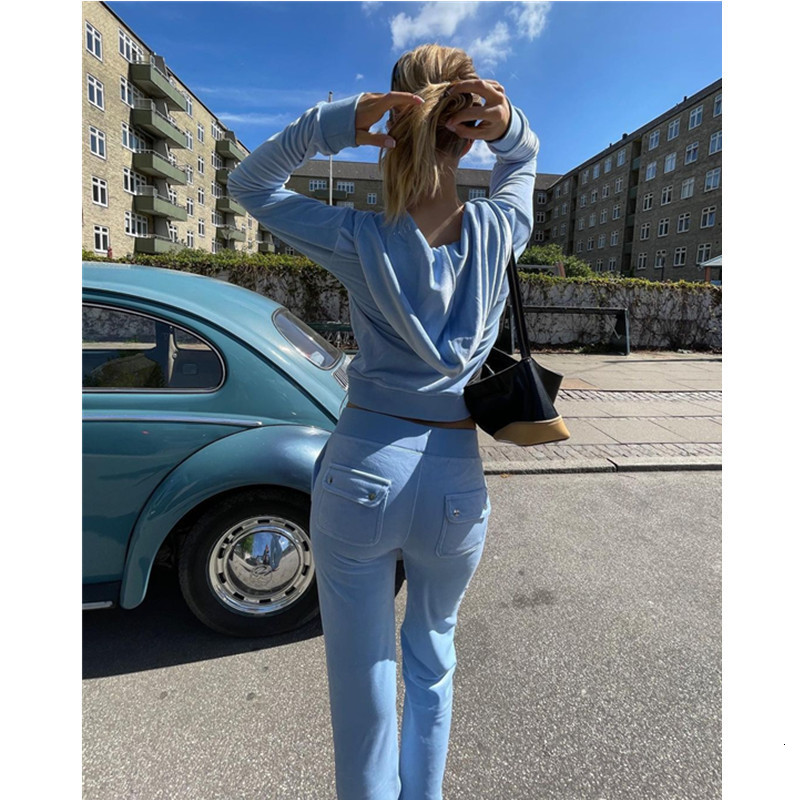 Women Two Piece Pants Hoodies Velvet Zipper Sweatshirt and Autumn Winter Women Velour Pant Suit Sweatsuit Sport 221206, Black
Women Two Piece Pants Hoodies Velvet Zipper Sweatshirt and Autumn Winter Women Velour Pant Suit Sweatsuit Sport 221206, Black