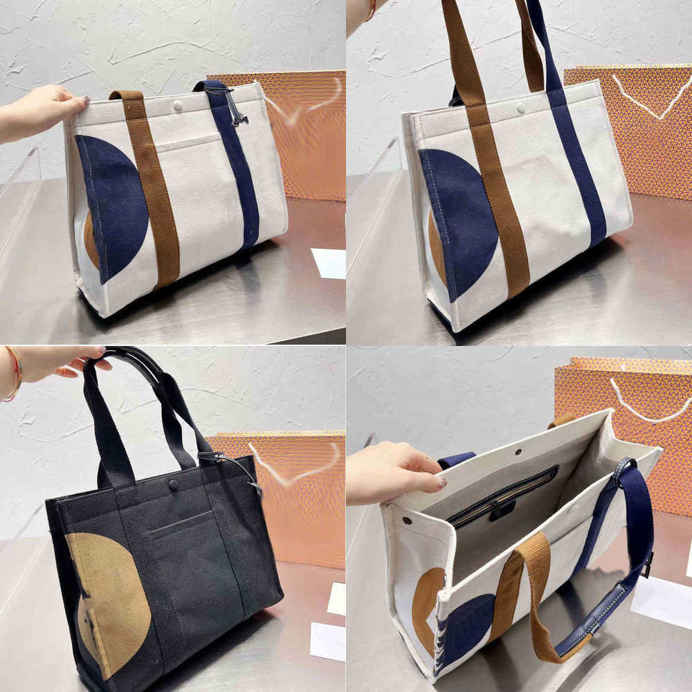 Shopping Bags Totes Designer Bag Women Handbag Simple Solid Color Large Volume Purse 220902, Black
Shopping Bags Totes Designer Bag Women Handbag Simple Solid Color Large Volume Purse 220902, Black