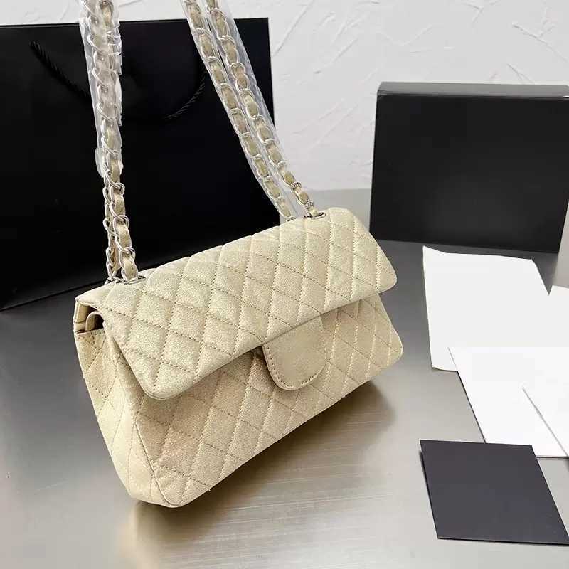 CC Bag Wallets Ladies Crossbody Designer Solid Color Oil Wax Leather Classic Handbags Diamond Quilted Shoulder Bag Flap Mini Double Golden B, Box
CC Bag Wallets Ladies Crossbody Designer Solid Color Oil Wax Leather Classic Handbags Diamond Quilted Shoulder Bag Flap Mini Double Golden B, Box