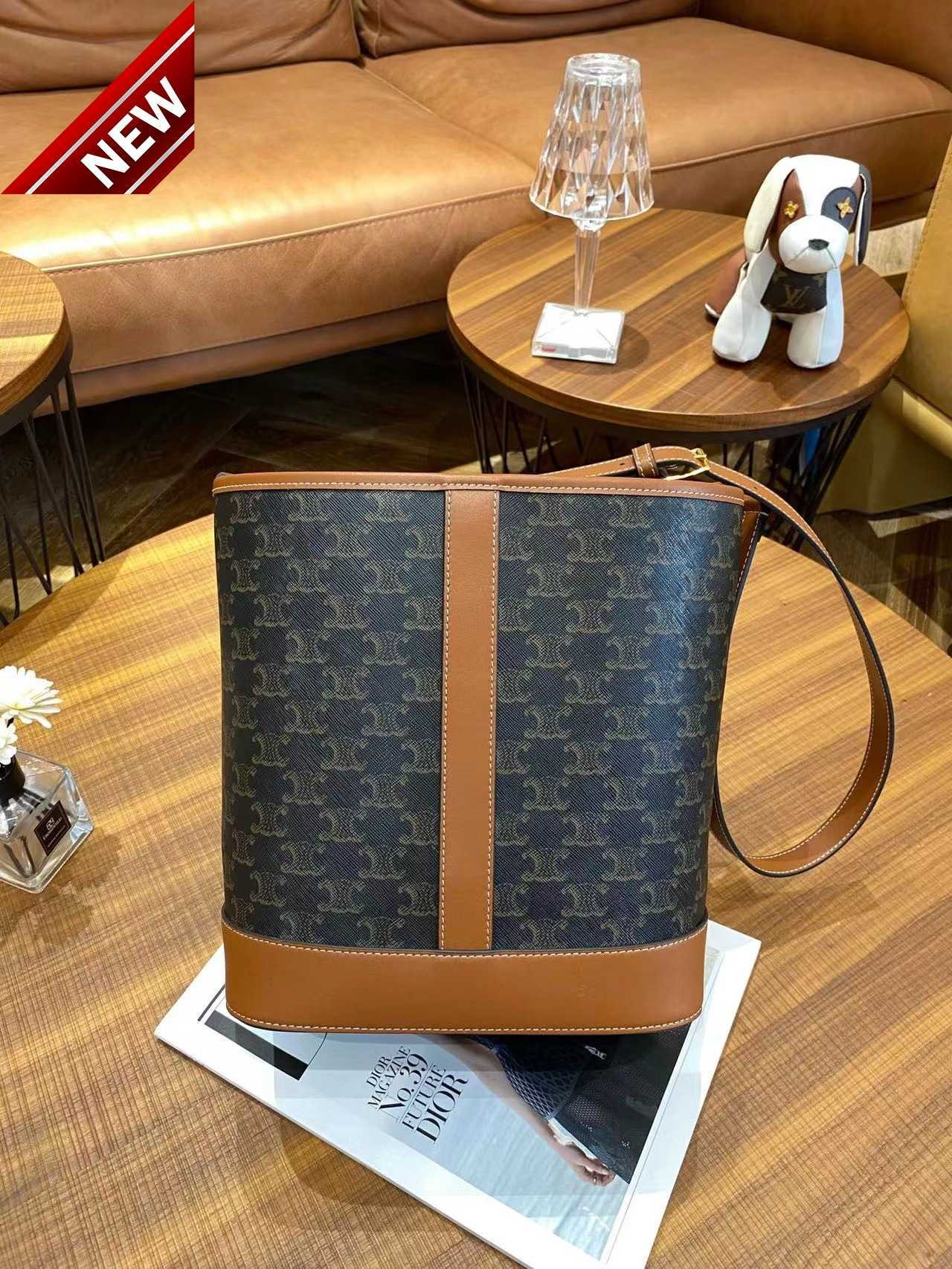 Women's Designer Bags 2023 New Autumn and Winter Old Flower Bucket Bag Leisure Arc De Triomphe Shopping Large Capacity Crossbody Factory Direct Sales, Color
Women's Designer Bags 2023 New Autumn and Winter Old Flower Bucket Bag Leisure Arc De Triomphe Shopping Large Capacity Crossbody Factory Direct Sales, Color