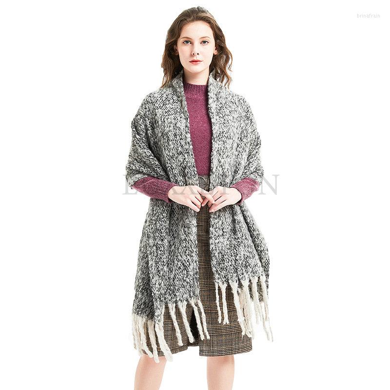 Scarves Women's Large Soft Cashmere Shawl Wrapped With Light Tassel Scarf Round Sand Apron Thick
Scarves Women's Large Soft Cashmere Shawl Wrapped With Light Tassel Scarf Round Sand Apron Thick