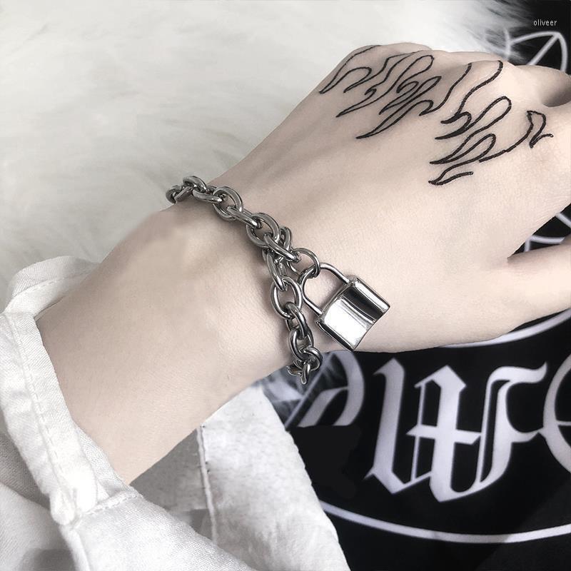 Charm Bracelets Punk Stainelss Steel Lock Pendant Bracelet Wristband Chunky Link Chain Gothic Bangles For Women Men Fashion Jewelry S485
Charm Bracelets Punk Stainelss Steel Lock Pendant Bracelet Wristband Chunky Link Chain Gothic Bangles For Women Men Fashion Jewelry S485