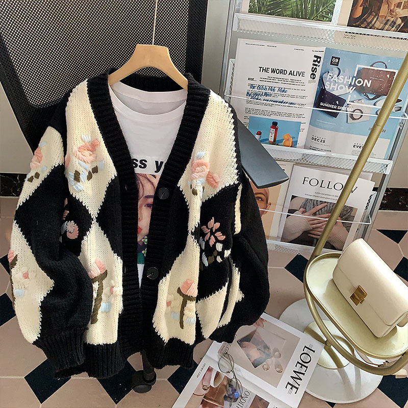 Women Knits Tees High Quality Sweaters Cardigan Autumn Winter Long Sleeve Sweater Embroidered Plaid Women Knitted Coats Oversized 221206, Black
Women Knits Tees High Quality Sweaters Cardigan Autumn Winter Long Sleeve Sweater Embroidered Plaid Women Knitted Coats Oversized 221206, Black