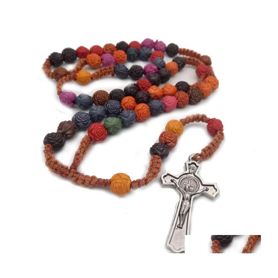 Pendant Necklaces Color Plastic Rose Beads Vintage Cross Rosary Neckalce Christ Jesus Handmade Religious Pray Jewelry For Men Women Dhlsx
Pendant Necklaces Color Plastic Rose Beads Vintage Cross Rosary Neckalce Christ Jesus Handmade Religious Pray Jewelry For Men Women Dhlsx