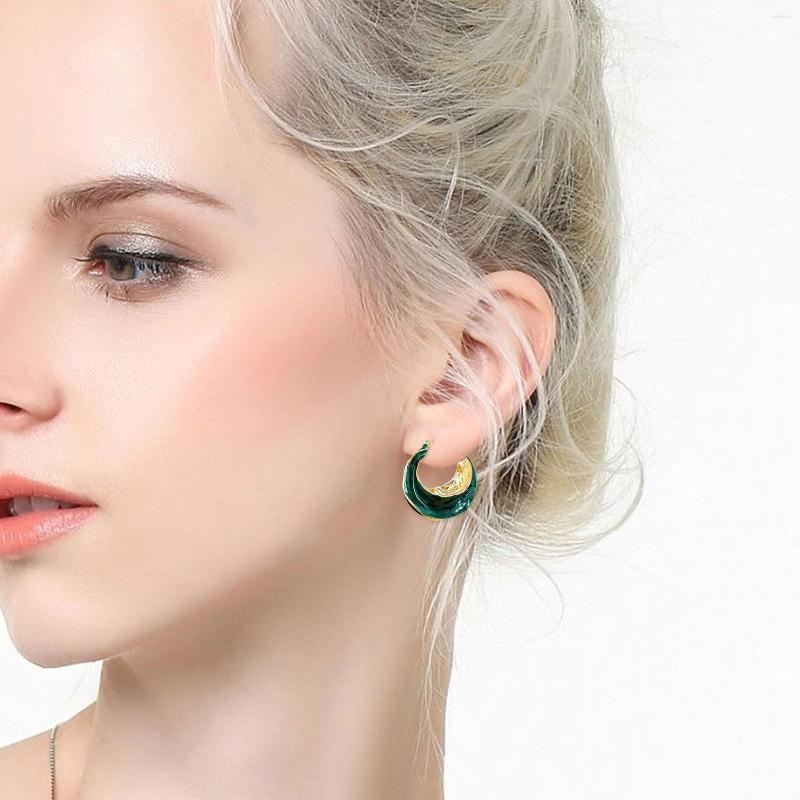 Hoop Earrings Beach European And American Border Retro Temperament Alloy Dripping Geometric Vintage
Hoop Earrings Beach European And American Border Retro Temperament Alloy Dripping Geometric Vintage