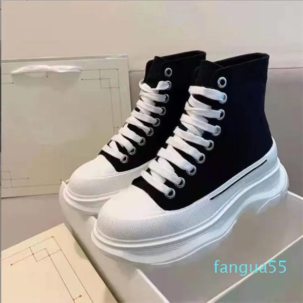 Womens Boot Shoes Tread Slick Triple Royal Outdoor Luxurys Designers Sneakers For Men Alexander Platform Mcqueens Trainers, Mcqn7214
Womens Boot Shoes Tread Slick Triple Royal Outdoor Luxurys Designers Sneakers For Men Alexander Platform Mcqueens Trainers, Mcqn7214