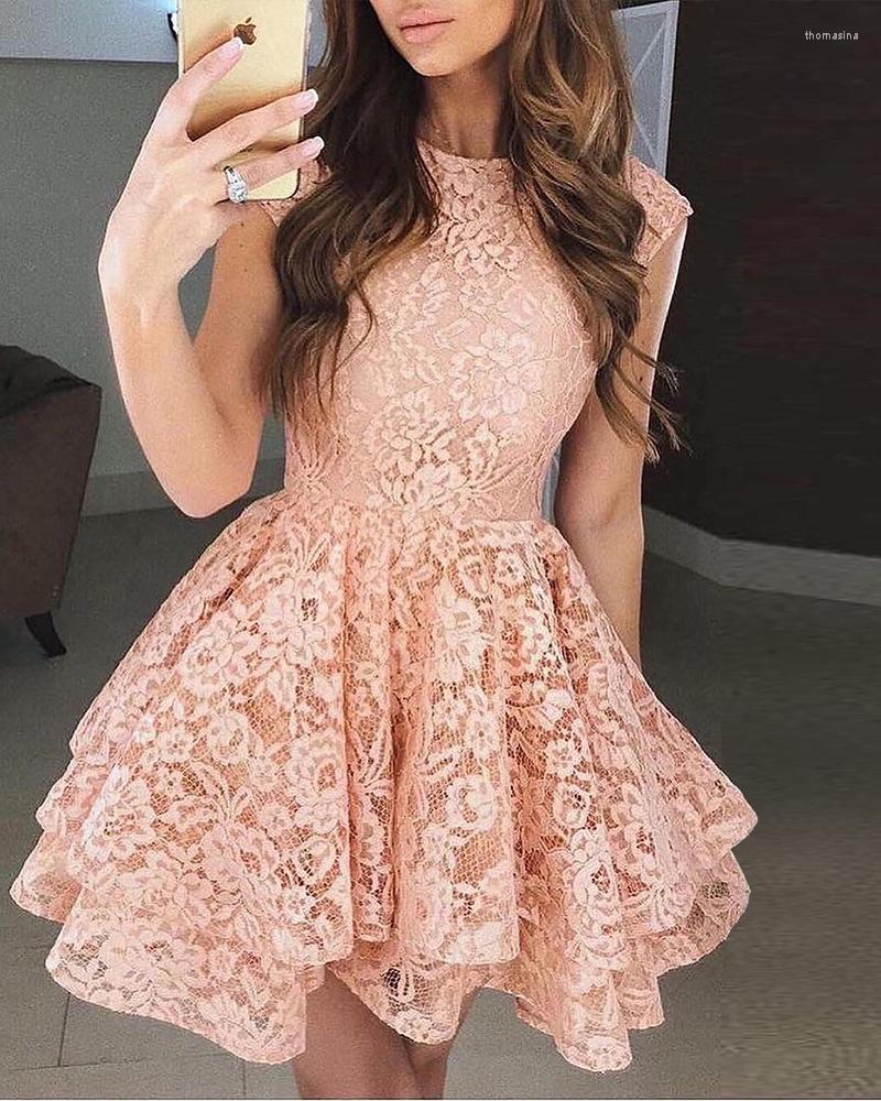 Ethnic Clothing Women Sleeveless High Waist Sexy Party Round Neck Layered Lace Dress Solid Color Mini
Ethnic Clothing Women Sleeveless High Waist Sexy Party Round Neck Layered Lace Dress Solid Color Mini