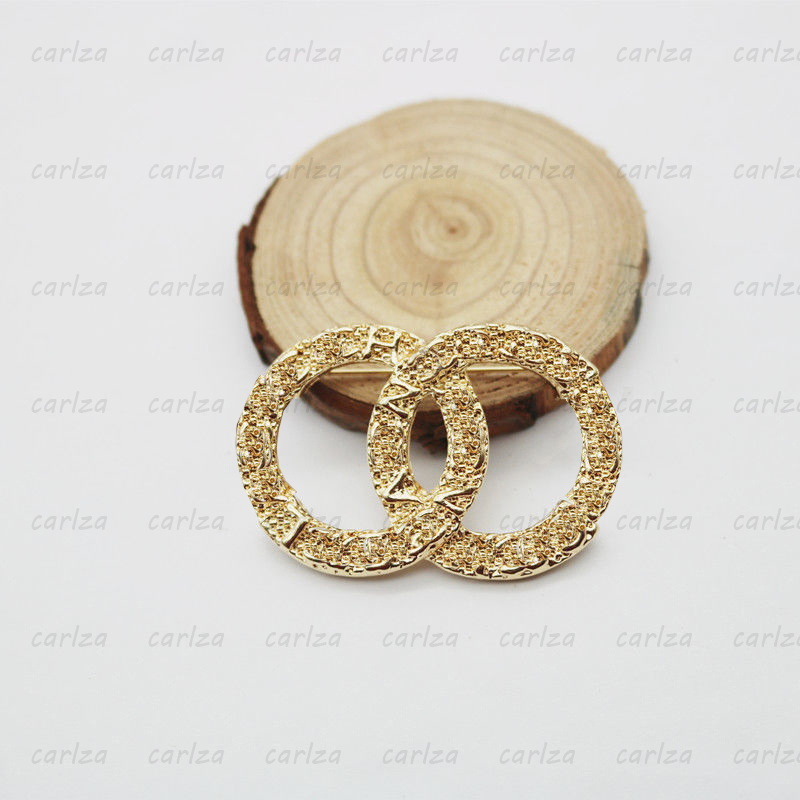 Luxury Pearl Broochs Designer Jewelry Men Womens Brooch Fashion Brand Gold Letter C Pin Suit Dress Christmas Wedding Gift Pins For Lady 2022
Luxury Pearl Broochs Designer Jewelry Men Womens Brooch Fashion Brand Gold Letter C Pin Suit Dress Christmas Wedding Gift Pins For Lady 2022