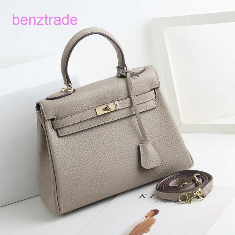 Herme Kely bags for women online shop New lychee Kaili leather fashion trend one shoulder messenger head lady's hand, 22 brown (togo leather)
Herme Kely bags for women online shop New lychee Kaili leather fashion trend one shoulder messenger head lady's hand, 22 brown (togo leather)