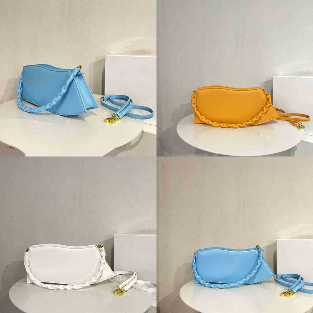 Evening Bags Shoulder Bags Luxury Spray Shape Underarm Bag Women Solid Color Shoulder Bags Designer Leather Handbags Crossbody Bag Lady Clutch Classic, Sky blue
Evening Bags Shoulder Bags Luxury Spray Shape Underarm Bag Women Solid Color Shoulder Bags Designer Leather Handbags Crossbody Bag Lady Clutch Classic, Sky blue