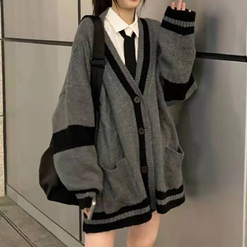 Women Knits Tees Long Sleeve V Neck Preppy Style Knit Sweater Women Autumn Single Breasted Cotton Warm Cardigan Patchwork Grey Sweaters Coat 221206, Dark grey
Women Knits Tees Long Sleeve V Neck Preppy Style Knit Sweater Women Autumn Single Breasted Cotton Warm Cardigan Patchwork Grey Sweaters Coat 221206, Dark grey