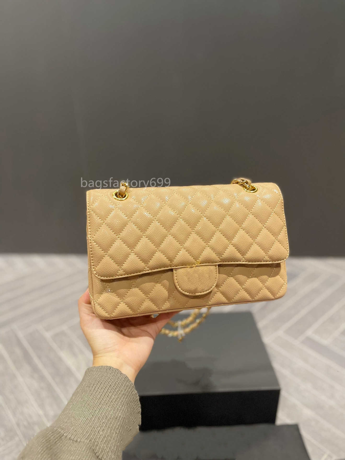 CC Bag Wallets Womens Classic Caviar Double Flap Bags Top Calfskin Quilted Plaid Gold Hardware Chain Crossbody Shoulder Sacoche Multi Pocket, Box
CC Bag Wallets Womens Classic Caviar Double Flap Bags Top Calfskin Quilted Plaid Gold Hardware Chain Crossbody Shoulder Sacoche Multi Pocket, Box