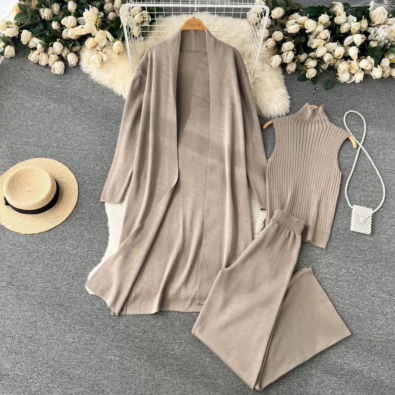 Women's Two Piece Pants Women's Suit Autumn Lazy Loose Knitted Female Long Shawl Cardigan High-collared Sweater Wide-legged 3-piece Set, Black
Women's Two Piece Pants Women's Suit Autumn Lazy Loose Knitted Female Long Shawl Cardigan High-collared Sweater Wide-legged 3-piece Set, Black