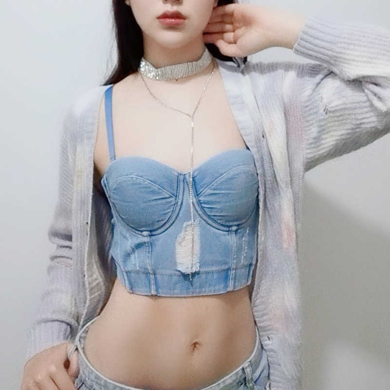 Spice Girl bra version short hairline wash hole cowboy suspender wrap chest slim fishbone vest women's summer, Denim light blue
Spice Girl bra version short hairline wash hole cowboy suspender wrap chest slim fishbone vest women's summer, Denim light blue