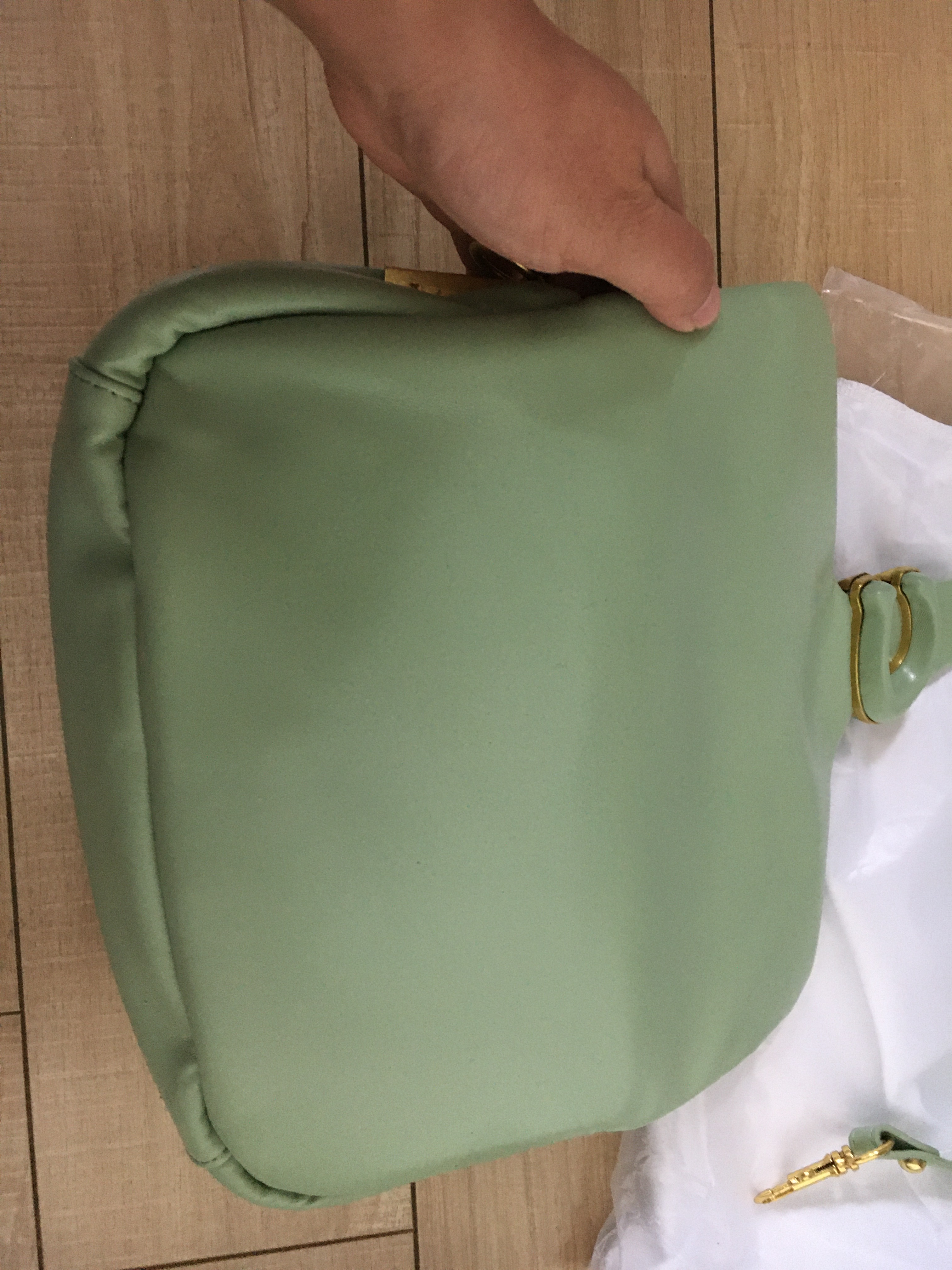 Brand Designer C's Pillow Tabby Shoulder Bag Women Pure Color Bacchus Bags Hardware Cloudy Handbags Supper Soft Leather Baguette, Shipping difference
Brand Designer C's Pillow Tabby Shoulder Bag Women Pure Color Bacchus Bags Hardware Cloudy Handbags Supper Soft Leather Baguette, Shipping difference